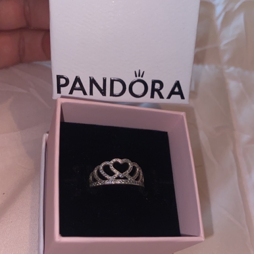 PANDORA PRINCESS RING
